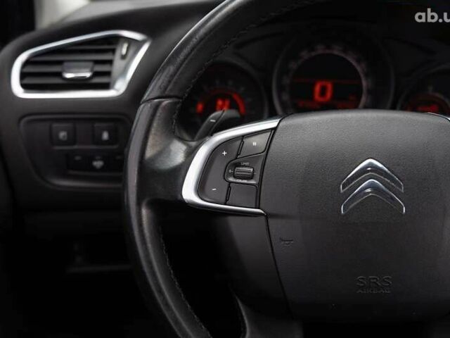 Ситроен С4, объемом двигателя 1.6 л и пробегом 157 тыс. км за 10500 $, фото 16 на Automoto.ua