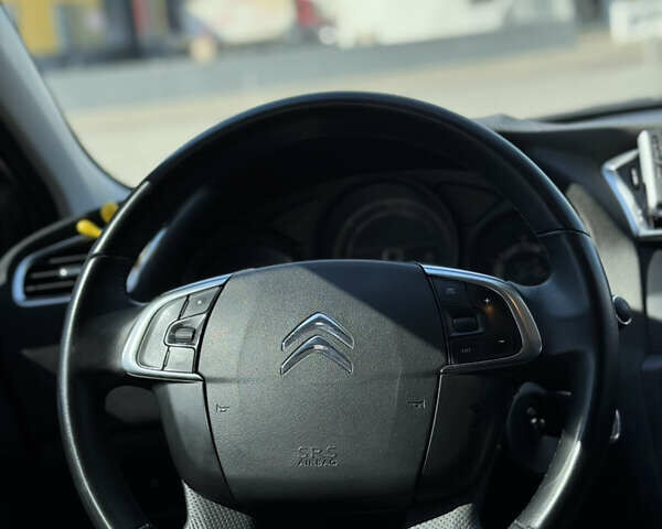 Ситроен С4, объемом двигателя 1.6 л и пробегом 160 тыс. км за 8600 $, фото 27 на Automoto.ua