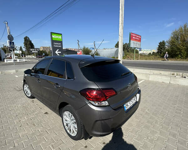 Ситроен С4, объемом двигателя 1.6 л и пробегом 160 тыс. км за 8600 $, фото 2 на Automoto.ua