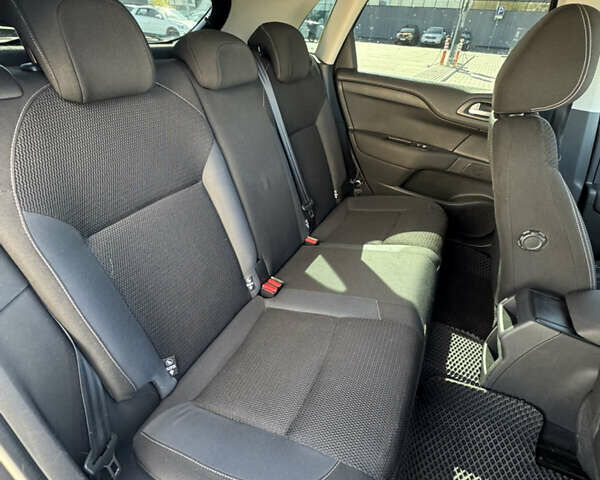 Ситроен С4, объемом двигателя 1.6 л и пробегом 160 тыс. км за 8600 $, фото 8 на Automoto.ua