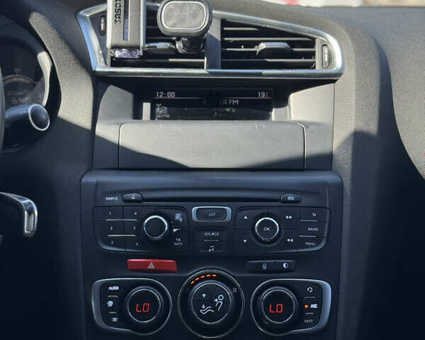 Ситроен С4, объемом двигателя 1.6 л и пробегом 160 тыс. км за 8600 $, фото 18 на Automoto.ua