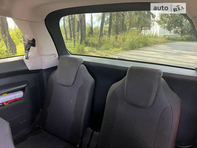 Сітроен С4, об'ємом двигуна 1.59 л та пробігом 200 тис. км за 5400 $, фото 5 на Automoto.ua
