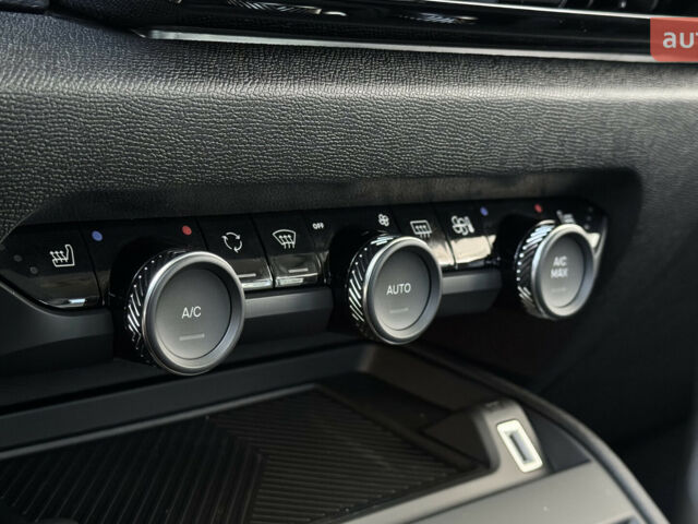 Ситроен С4, объемом двигателя 1.2 л и пробегом 0 тыс. км за 27376 $, фото 24 на Automoto.ua