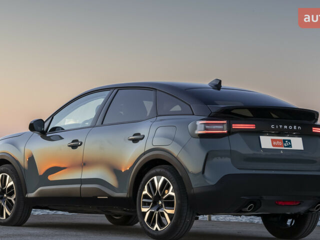 Сітроен С4, об'ємом двигуна 1.2 л та пробігом 0 тис. км за 29393 $, фото 11 на Automoto.ua