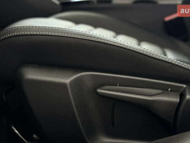 Сітроен С4, об'ємом двигуна 1.2 л та пробігом 0 тис. км за 29036 $, фото 19 на Automoto.ua