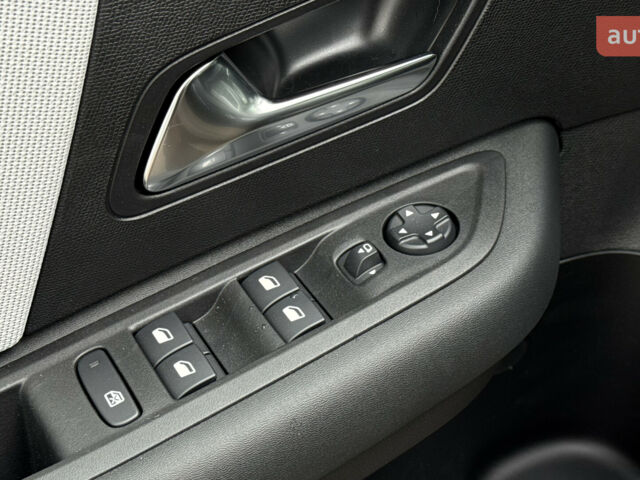 Сітроен С4, об'ємом двигуна 1.2 л та пробігом 0 тис. км за 26864 $, фото 14 на Automoto.ua