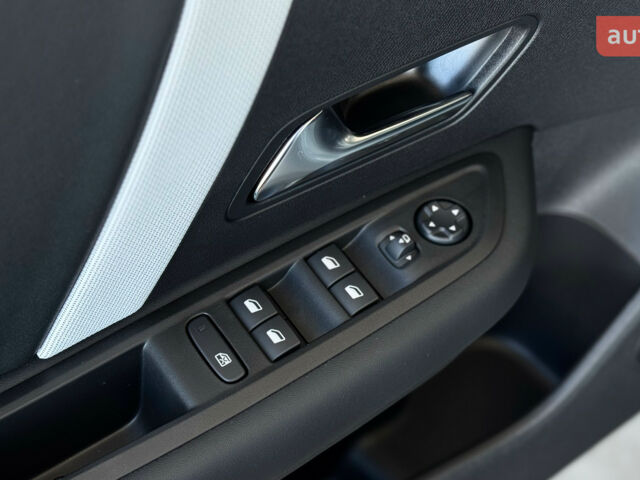 Ситроен С4, объемом двигателя 1.2 л и пробегом 0 тыс. км за 27376 $, фото 15 на Automoto.ua