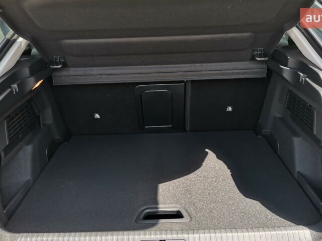 Сітроен С4, об'ємом двигуна 1.2 л та пробігом 0 тис. км за 28756 $, фото 32 на Automoto.ua