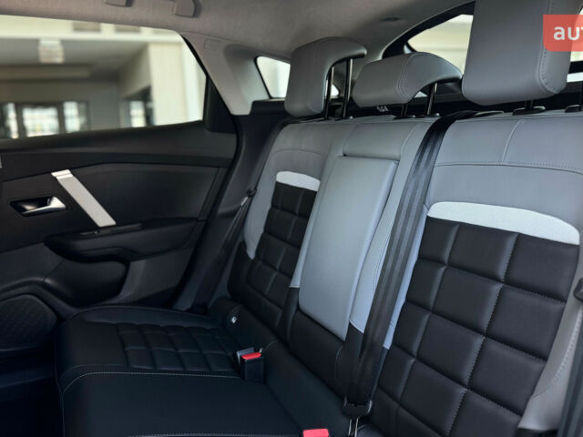 Сітроен С4, об'ємом двигуна 1.2 л та пробігом 0 тис. км за 28401 $, фото 37 на Automoto.ua