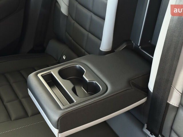 Сітроен С4, об'ємом двигуна 1.2 л та пробігом 0 тис. км за 29036 $, фото 35 на Automoto.ua