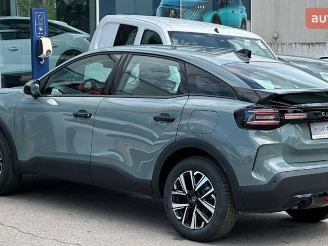 Сітроен С4, об'ємом двигуна 1.2 л та пробігом 0 тис. км за 24411 $, фото 4 на Automoto.ua