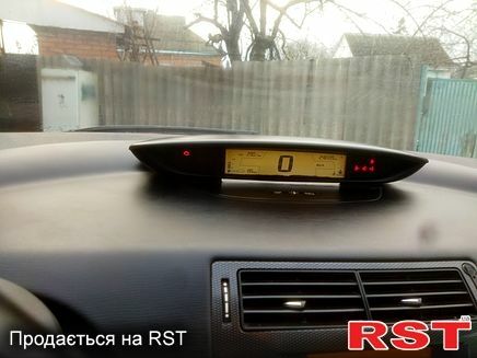 Сітроен С4, об'ємом двигуна 1.6 л та пробігом 250 тис. км за 3850 $, фото 11 на Automoto.ua