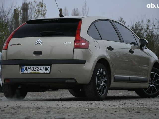 Желтый Ситроен С4, объемом двигателя 1.4 л и пробегом 197 тыс. км за 5299 $, фото 7 на Automoto.ua