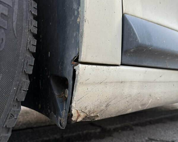 Жовтий Сітроен С4, об'ємом двигуна 1.6 л та пробігом 210 тис. км за 4000 $, фото 9 на Automoto.ua