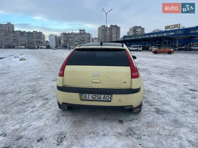 Желтый Ситроен С4, объемом двигателя 1.6 л и пробегом 196 тыс. км за 3000 $, фото 3 на Automoto.ua
