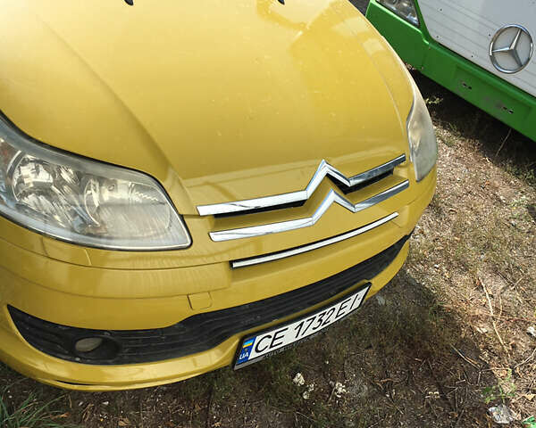 Желтый Ситроен С4, объемом двигателя 1.6 л и пробегом 333 тыс. км за 2250 $, фото 2 на Automoto.ua