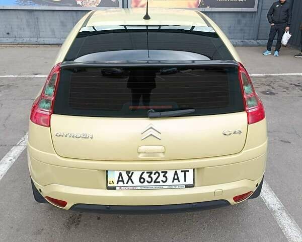 Желтый Ситроен С4, объемом двигателя 0 л и пробегом 152 тыс. км за 3000 $, фото 4 на Automoto.ua