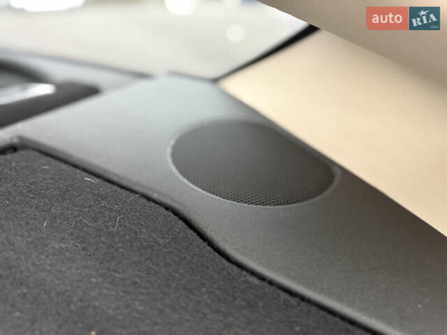 Жовтий Сітроен С4, об'ємом двигуна 1.59 л та пробігом 193 тис. км за 3700 $, фото 26 на Automoto.ua