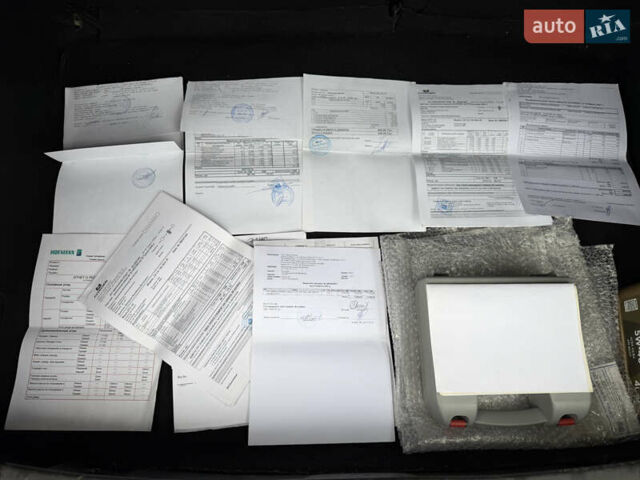 Жовтий Сітроен С4, об'ємом двигуна 1.59 л та пробігом 193 тис. км за 3700 $, фото 47 на Automoto.ua