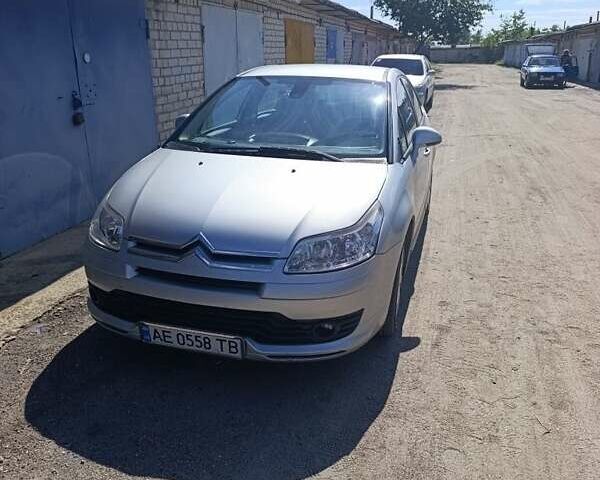 Серый Ситроен С4, объемом двигателя 1.6 л и пробегом 310 тыс. км за 5208 $, фото 2 на Automoto.ua