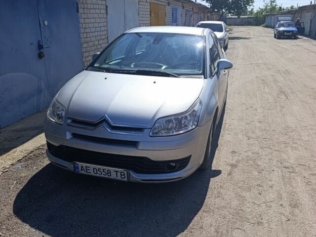 Серый Ситроен С4, объемом двигателя 1.6 л и пробегом 310 тыс. км за 5208 $, фото 3 на Automoto.ua