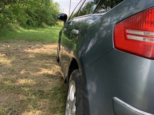 Серый Ситроен С4, объемом двигателя 2 л и пробегом 290 тыс. км за 4500 $, фото 9 на Automoto.ua