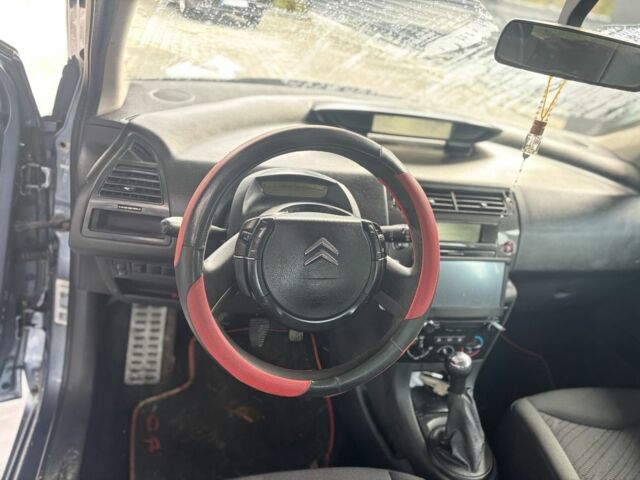 Сітроен С4 2005 у Самборе на Automoto.ua Сірий Сітроен С4, об'ємом двигуна 1.6 л та пробігом 300 тис. км за 3599 $, фото 6 на Automoto.ua