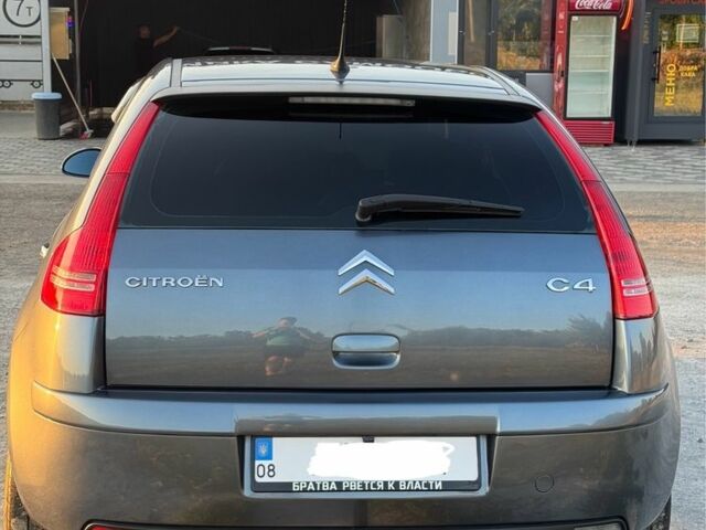 Ситроен С4 2005 в Вольнянске на Automoto.ua Серый Ситроен С4, объемом двигателя 1.6 л и пробегом 287 тыс. км за 4000 $, фото 5 на Automoto.ua