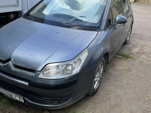 Серый Ситроен С4, объемом двигателя 1.6 л и пробегом 280 тыс. км за 2500 $, фото 3 на Automoto.ua