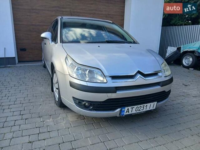 Серый Ситроен С4, объемом двигателя 1.59 л и пробегом 235 тыс. км за 3000 $, фото 5 на Automoto.ua