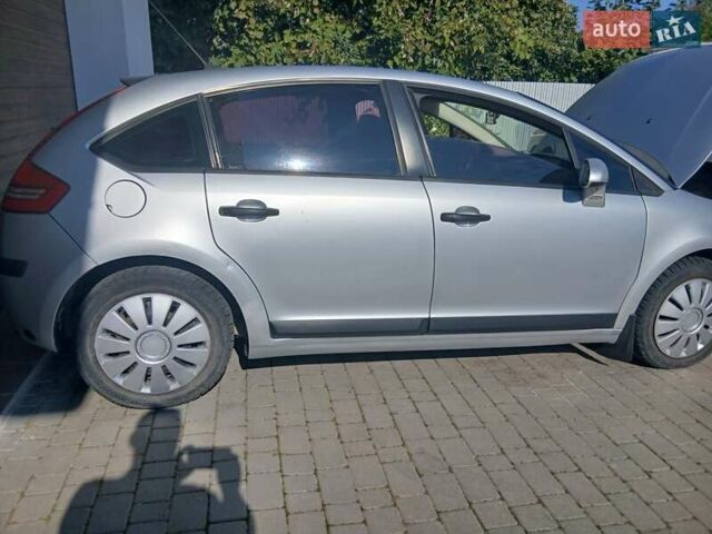 Серый Ситроен С4, объемом двигателя 1.59 л и пробегом 235 тыс. км за 3000 $, фото 18 на Automoto.ua