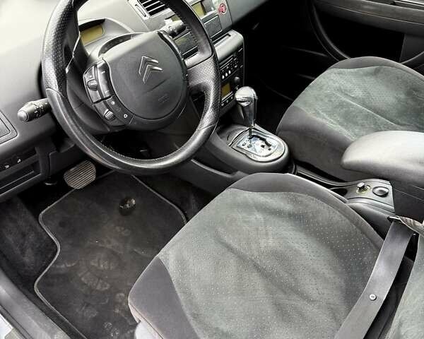Сірий Сітроен С4, об'ємом двигуна 2 л та пробігом 148 тис. км за 6300 $, фото 16 на Automoto.ua