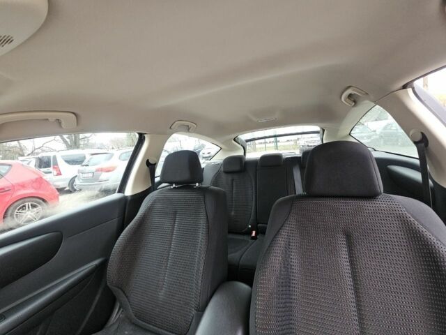 Серый Ситроен С4, объемом двигателя 2 л и пробегом 264 тыс. км за 4900 $, фото 13 на Automoto.ua