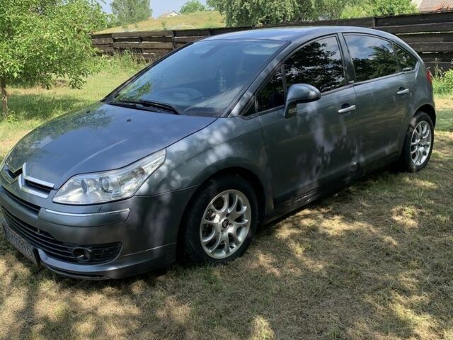 Серый Ситроен С4, объемом двигателя 2 л и пробегом 290 тыс. км за 4500 $, фото 4 на Automoto.ua