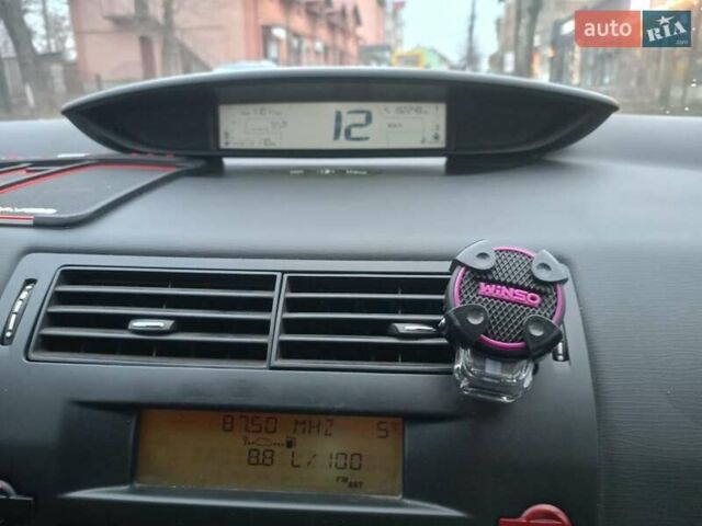 Серый Ситроен С4, объемом двигателя 1.59 л и пробегом 194 тыс. км за 3500 $, фото 8 на Automoto.ua