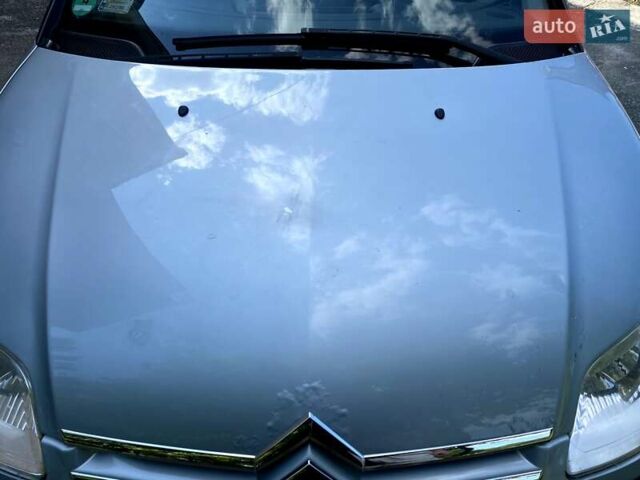 Серый Ситроен С4, объемом двигателя 1.36 л и пробегом 223 тыс. км за 3500 $, фото 14 на Automoto.ua