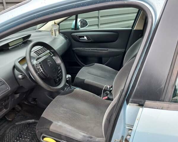 Серый Ситроен С4, объемом двигателя 1.6 л и пробегом 288 тыс. км за 3500 $, фото 12 на Automoto.ua