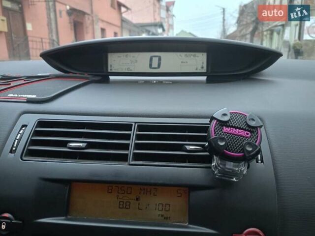 Серый Ситроен С4, объемом двигателя 1.59 л и пробегом 194 тыс. км за 3500 $, фото 9 на Automoto.ua