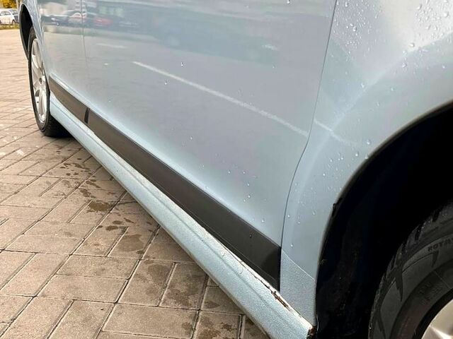 Серый Ситроен С4, объемом двигателя 1.6 л и пробегом 288 тыс. км за 3500 $, фото 10 на Automoto.ua