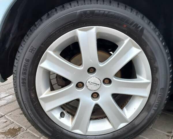 Серый Ситроен С4, объемом двигателя 1.6 л и пробегом 288 тыс. км за 3500 $, фото 16 на Automoto.ua