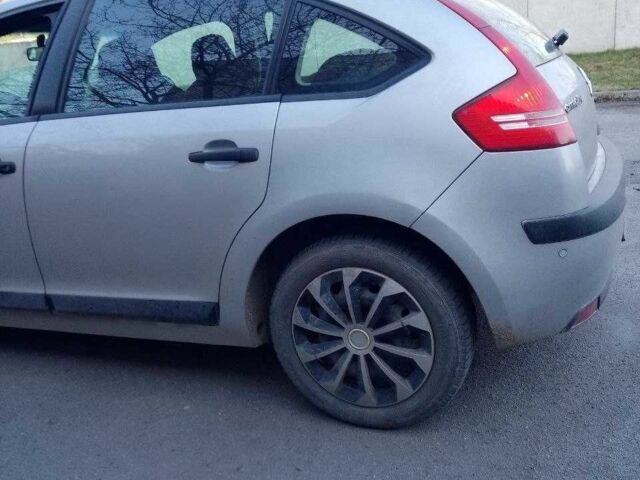 Сірий Сітроен С4, об'ємом двигуна 1.6 л та пробігом 244 тис. км за 4300 $, фото 8 на Automoto.ua