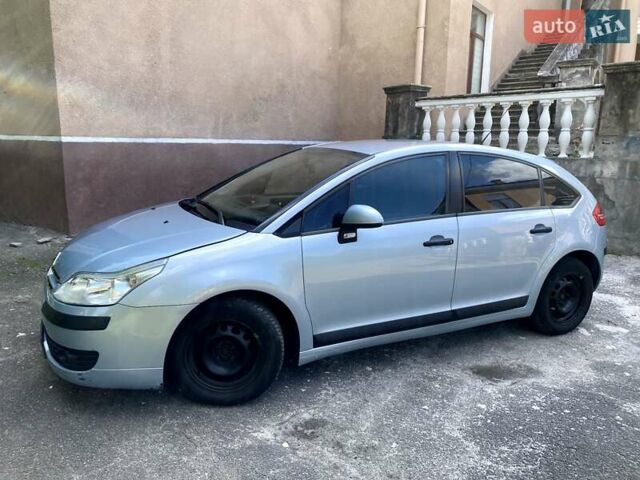 Серый Ситроен С4, объемом двигателя 1.36 л и пробегом 223 тыс. км за 3500 $, фото 8 на Automoto.ua