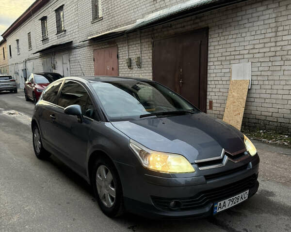 Серый Ситроен С4, объемом двигателя 1.59 л и пробегом 150 тыс. км за 3999 $, фото 7 на Automoto.ua
