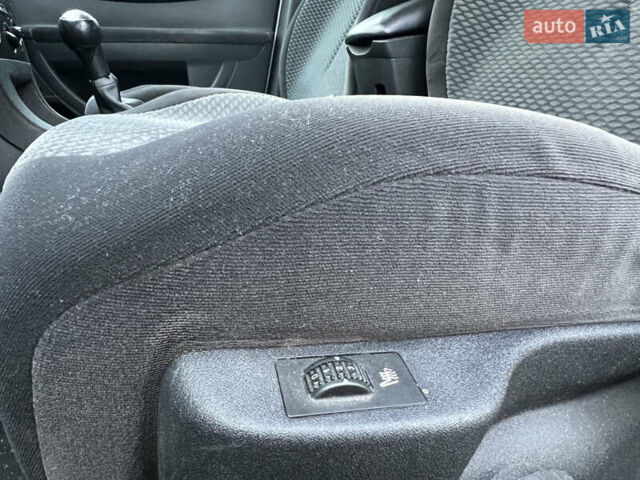 Сірий Сітроен С4, об'ємом двигуна 1.6 л та пробігом 310 тис. км за 3999 $, фото 28 на Automoto.ua