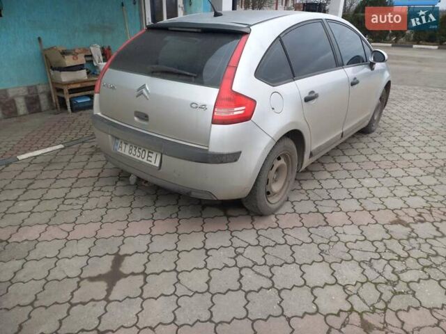 Серый Ситроен С4, объемом двигателя 1.4 л и пробегом 215 тыс. км за 3500 $, фото 3 на Automoto.ua