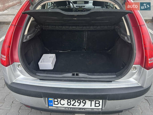 Ситроен С4 2007 в Тернополе на Automoto.ua Серый Ситроен С4, объемом двигателя 1.59 л и пробегом 176 тыс. км за 3200 $, фото 7 на Automoto.ua