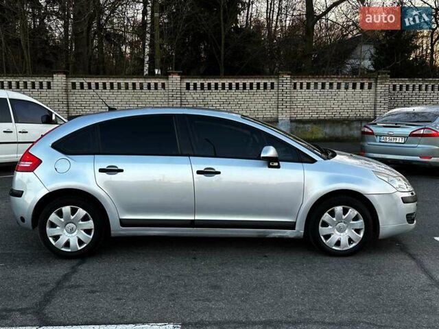 Серый Ситроен С4, объемом двигателя 1.59 л и пробегом 200 тыс. км за 3650 $, фото 3 на Automoto.ua