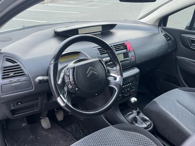 Сірий Сітроен С4, об'ємом двигуна 1.6 л та пробігом 300 тис. км за 3999 $, фото 14 на Automoto.ua
