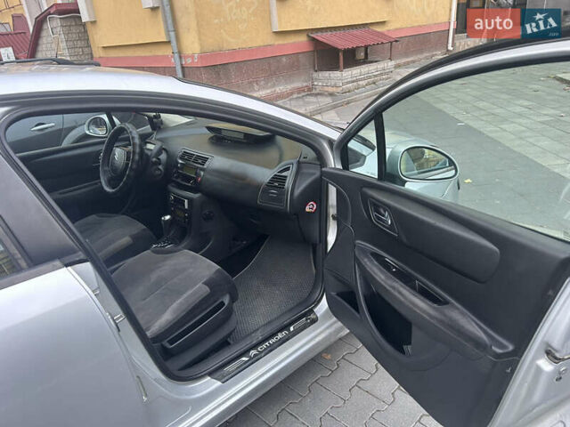 Ситроен С4 2007 в Тернополе на Automoto.ua Серый Ситроен С4, объемом двигателя 1.59 л и пробегом 176 тыс. км за 3200 $, фото 11 на Automoto.ua