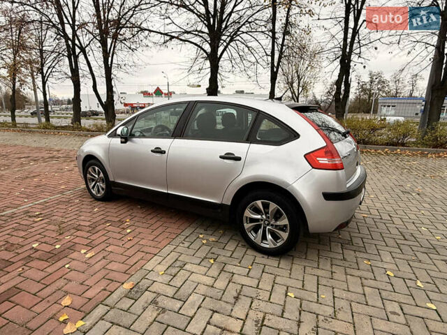 Серый Ситроен С4, объемом двигателя 1.36 л и пробегом 290 тыс. км за 3300 $, фото 16 на Automoto.ua